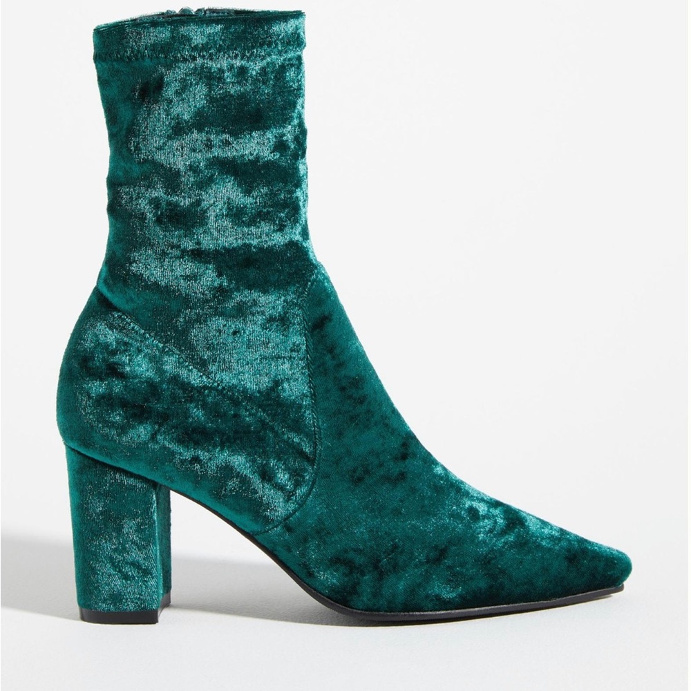 NIB Anthropologie silent D boots